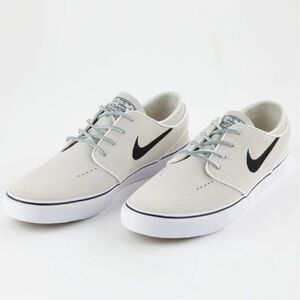 Nike Stefan Janoski SB Summit White Black Mens Size 6.5 NWOB